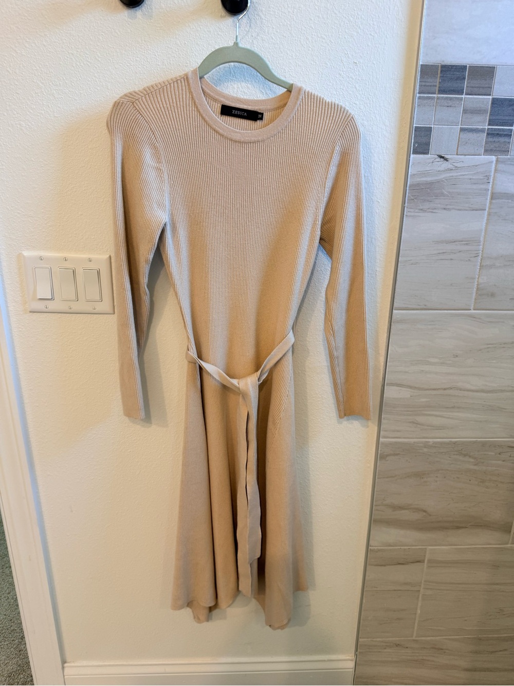 Zesica Ribbed Crewneck Knit Top in Light Beige